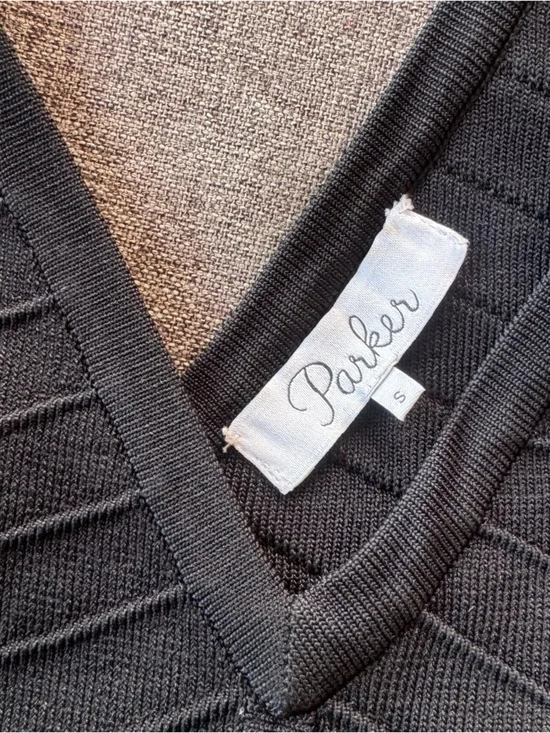 Parker Black Ribbed Bodycon V-Neck Dress Size Small - Picture 4 of 5